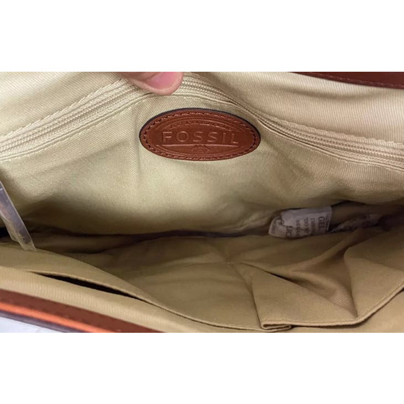 Fossil Brown Leather Memoir Novel Flap Crossbody Messenger Satchel Purse ZB5413 - Picture 13 of 14
